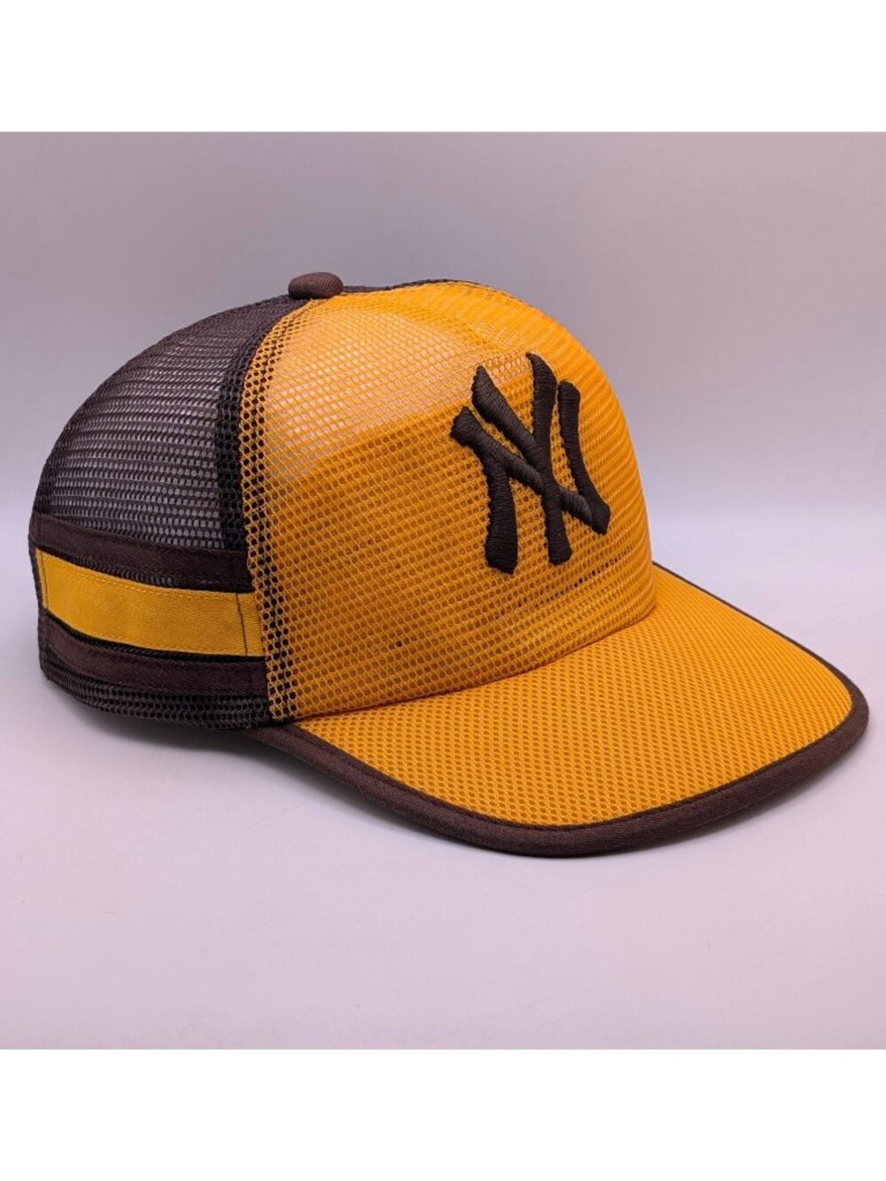 New York Yankees MLB Baseball Hat Snapback Mesh Trucker Cap Vintage Yellow NY